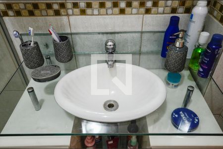 Casa à venda com 130m², 3 quartos e sem vagaBanheiro 1