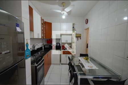 Casa à venda com 130m², 3 quartos e sem vagaCozinha
