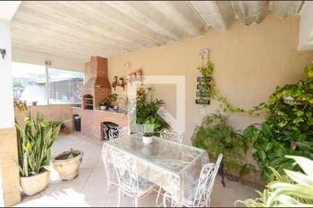 Casa à venda com 130m², 3 quartos e sem vagaTerraço