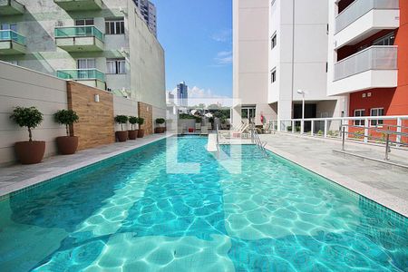Apartamento à venda com 96m², 3 quartos e 2 vagasÁrea comum - Piscina