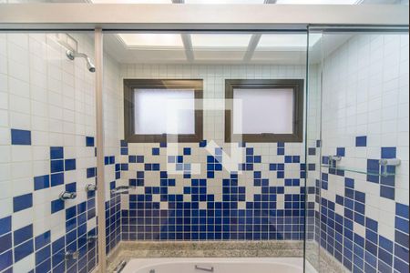 Apartamento à venda com 176m², 3 quartos e 3 vagasBanheiro do Quarto 1