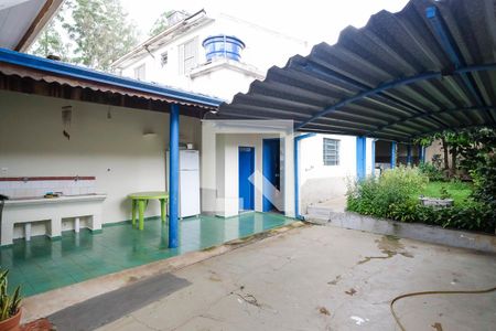 Casa à venda com 10m², 2 quartos e 1 vagaQuintal