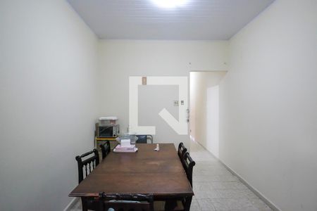 Casa à venda com 10m², 2 quartos e 1 vagaSala de jantar