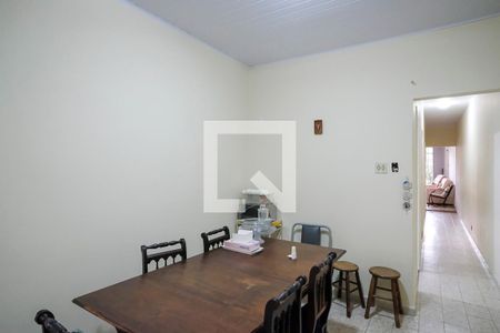 Casa à venda com 10m², 2 quartos e 1 vagaSala de jantar