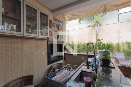 Casa de condomínio à venda com 317m², 4 quartos e 4 vagas Casa de condomínio à venda com 317m², 4 quartos e 4 vagasEspaço Gourmet