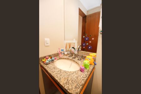 Apartamento à venda com 150m², 4 quartos e 2 vagasBanheiro da Suíte 3