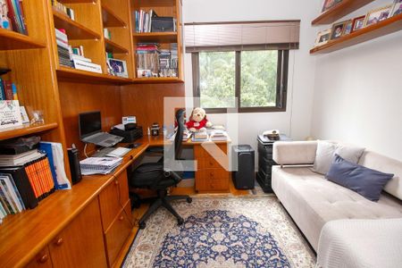 Apartamento à venda com 150m², 4 quartos e 2 vagasQuarto