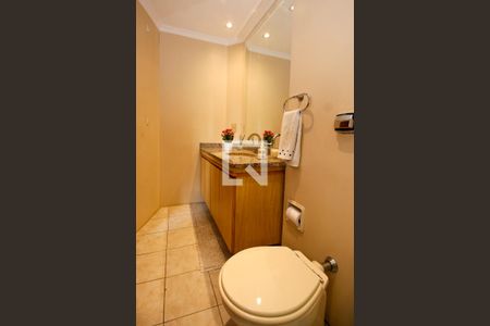 Apartamento à venda com 150m², 4 quartos e 2 vagasBanheiro da Suíte 2