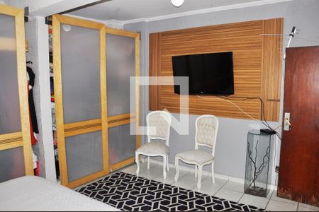 Casa à venda com 600m², 5 quartos e 6 vagas Casa à venda com 600m², 5 quartos e 6 vagasDetalhe - Quarto 03