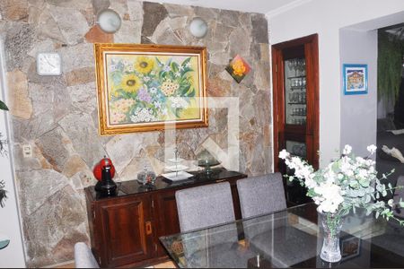 Casa à venda com 600m², 5 quartos e 6 vagas Casa à venda com 600m², 5 quartos e 6 vagasDetalhe - Copa