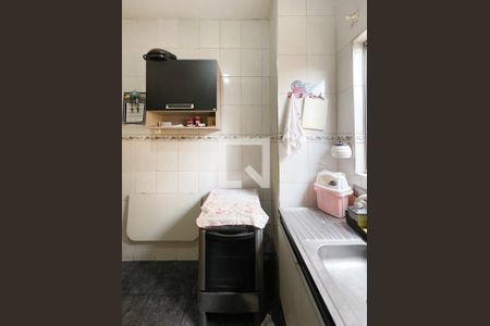 Casa à venda com 279m², 4 quartos e 2 vagas Casa à venda com 279m², 4 quartos e 2 vagasEdícula - Cozinha