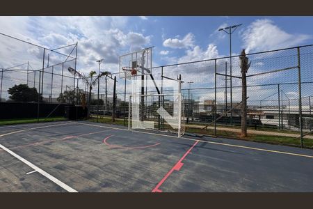 Casa de condomínio à venda com 250m², 3 quartos e 4 vagas Casa de condomínio à venda com 250m², 3 quartos e 4 vagasQuadra Esportiva