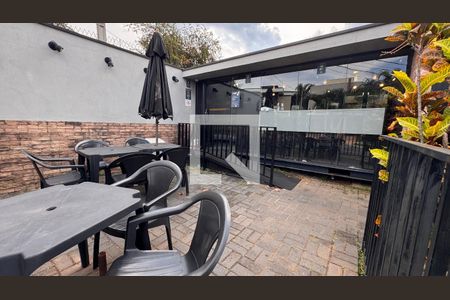 Casa de condomínio à venda com 250m², 3 quartos e 4 vagas Casa de condomínio à venda com 250m², 3 quartos e 4 vagasÁrea comum