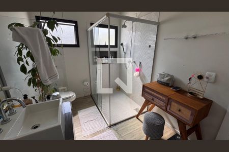 Casa de condomínio à venda com 250m², 3 quartos e 4 vagas Casa de condomínio à venda com 250m², 3 quartos e 4 vagasQuarto 1 Banheiro