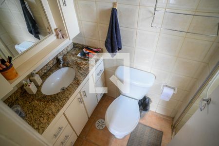 Apartamento à venda com 64m², 3 quartos e 2 vagas Apartamento à venda com 64m², 3 quartos e 2 vagasBanheiro