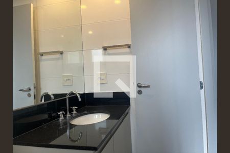 Apartamento à venda com 152m², 3 quartos e 3 vagas Apartamento à venda com 152m², 3 quartos e 3 vagasBanheiro da Suíte 2