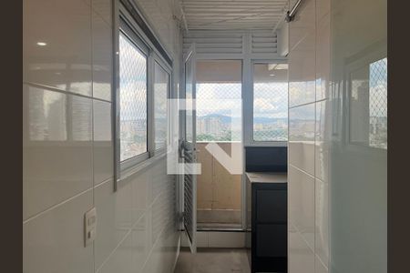 Apartamento à venda com 152m², 3 quartos e 3 vagas Apartamento à venda com 152m², 3 quartos e 3 vagasÁrea de Serviço