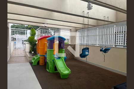 Apartamento à venda com 152m², 3 quartos e 3 vagas Apartamento à venda com 152m², 3 quartos e 3 vagasÁrea comum - Playground