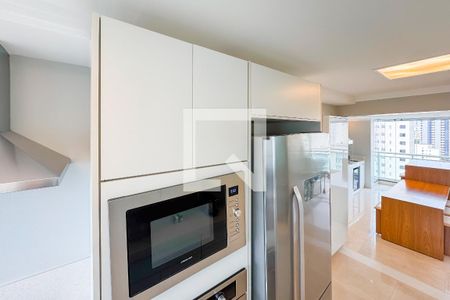 Apartamento à venda com 161m², 3 quartos e 3 vagasCozinha - Armários