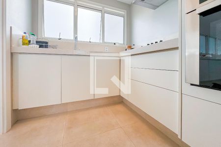 Apartamento à venda com 161m², 3 quartos e 3 vagasCozinha - Armários