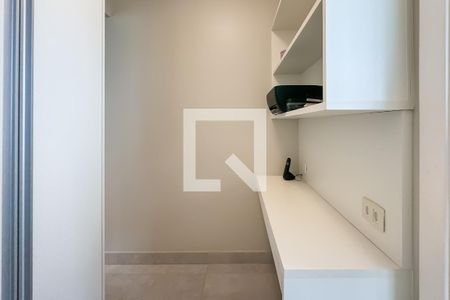 Apartamento à venda com 161m², 3 quartos e 3 vagasEscritório
