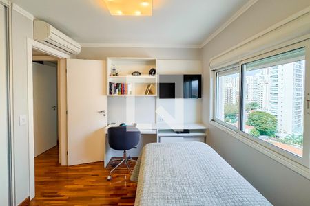 Apartamento à venda com 161m², 3 quartos e 3 vagasSuíte 1