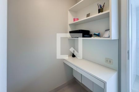 Apartamento à venda com 161m², 3 quartos e 3 vagasEscritório