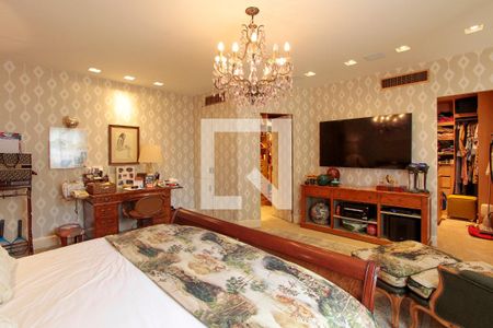 Apartamento à venda com 261m², 3 quartos e 2 vagasQuarto 2 suíte