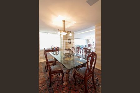 Apartamento à venda com 261m², 3 quartos e 2 vagasSala de Jantar