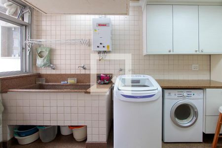 Apartamento à venda com 261m², 3 quartos e 2 vagasÁrea de Serviço