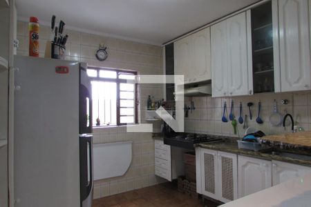 Casa à venda com 125m², 3 quartos e 2 vagasCozinha