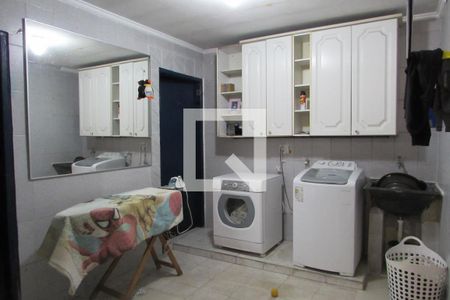 Casa à venda com 125m², 3 quartos e 2 vagasÁrea de Serviço