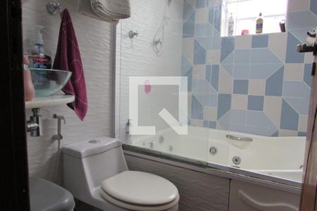 Casa à venda com 125m², 3 quartos e 2 vagasBanheiro