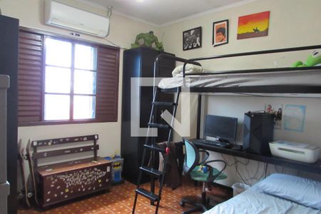 Casa à venda com 125m², 3 quartos e 2 vagasQuarto 3