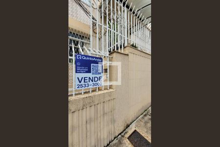 Apartamento à venda com 130m², 3 quartos e 2 vagas Apartamento à venda com 130m², 3 quartos e 2 vagasPlaquinha instalada