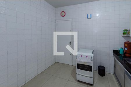 Apartamento à venda com 130m², 3 quartos e 2 vagas Apartamento à venda com 130m², 3 quartos e 2 vagasCozinha