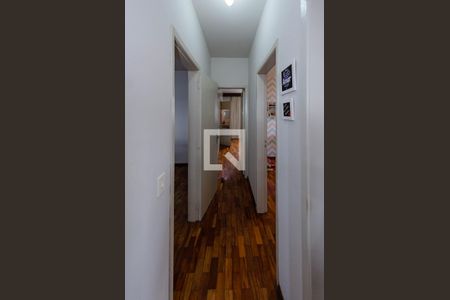 Apartamento à venda com 130m², 3 quartos e 2 vagas Apartamento à venda com 130m², 3 quartos e 2 vagasCorredor