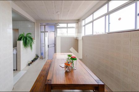 Apartamento à venda com 130m², 3 quartos e 2 vagas Apartamento à venda com 130m², 3 quartos e 2 vagasÁrea privativa