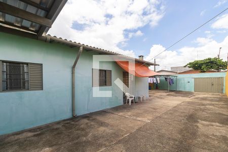 Casa à venda com 174m², 2 quartos e 2 vagas Casa à venda com 174m², 2 quartos e 2 vagasQuintal
