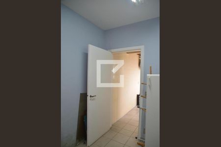 Apartamento à venda com 390m², 5 quartos e 10 vagasQuarto de Serviço