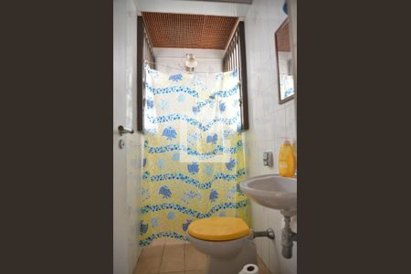 Apartamento à venda com 390m², 5 quartos e 10 vagasBanheiro de Serviço