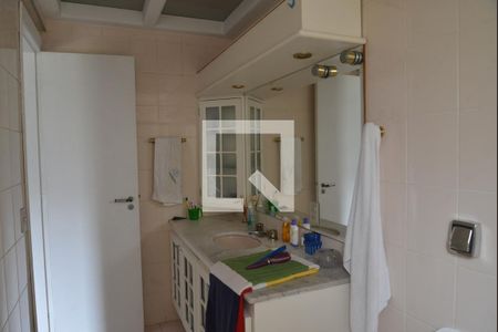 Apartamento à venda com 390m², 5 quartos e 10 vagasBanheiro