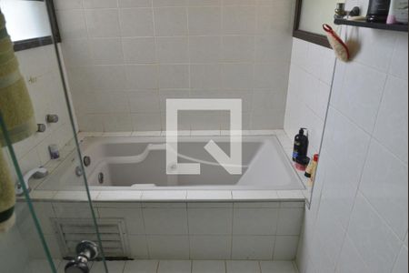 Apartamento à venda com 390m², 5 quartos e 10 vagasBanheiro