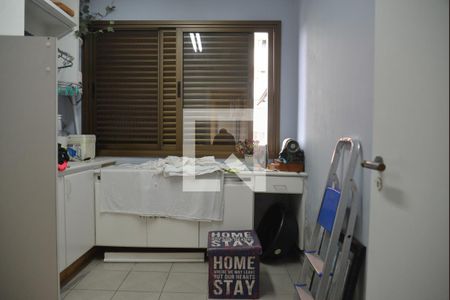 Apartamento à venda com 390m², 5 quartos e 10 vagasQuarto de Serviço