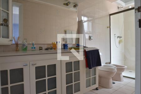 Apartamento à venda com 390m², 5 quartos e 10 vagasBanheiro