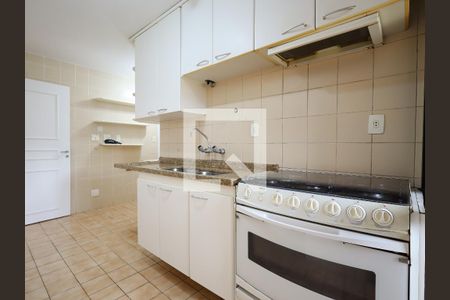 Apartamento à venda com 110m², 3 quartos e 2 vagasCozinha