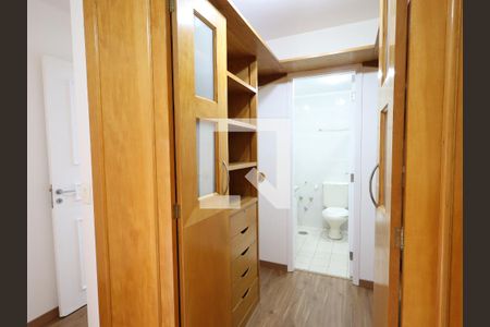 Apartamento à venda com 110m², 3 quartos e 2 vagasCloset da suíte
