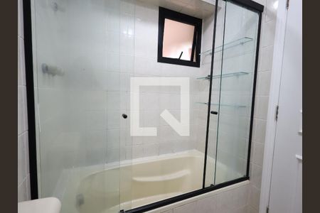 Apartamento à venda com 110m², 3 quartos e 2 vagasBanheiro da Suíte