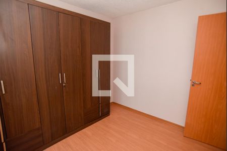 Quarto 2 de apartamento para alugar com 2 quartos, 52m² em Cecília, Viamão