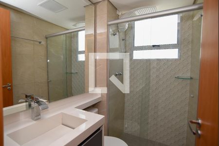 Banheiro de apartamento para alugar com 2 quartos, 52m² em Cecília, Viamão